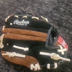 Rawlings Black and Brown Baseball Glove